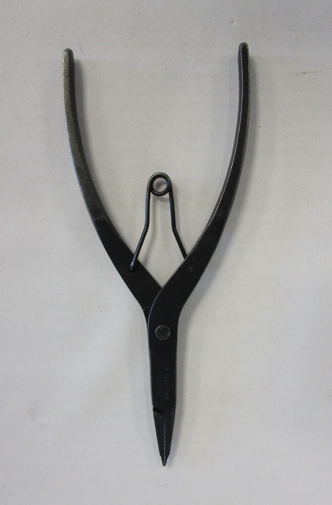 Snap On SRP3  9" Long Straight Tip Spring Loaded Snap Ring Pliers