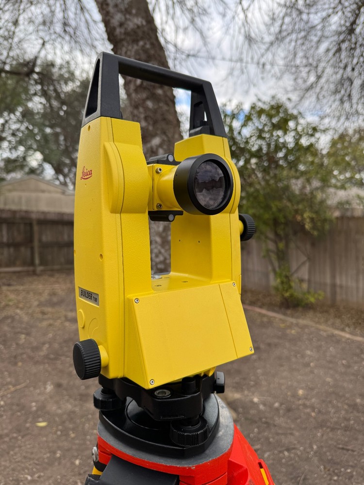 Leica Builder T100 Digital Theodolite | Excellent Condition | Tested
