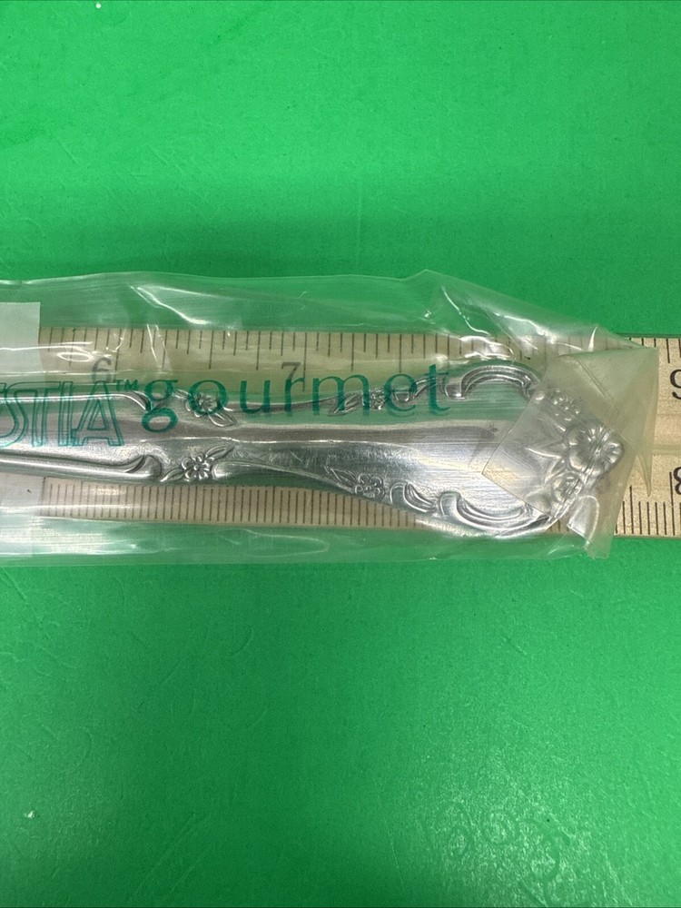 2 Estia Cascade Stainless Flatware Dinner Knife 8 5/8"