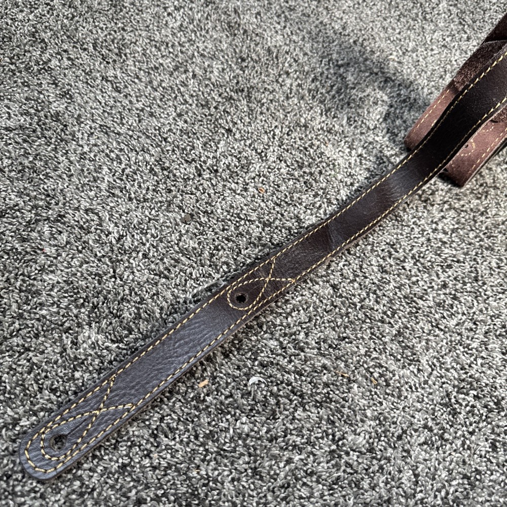 Walker & Williams Padded Guitar Strap