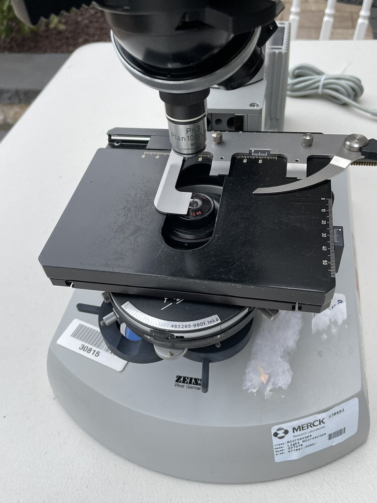Carl Zeiss Microscope including Power Supply and Magnetic Electronic Shutter