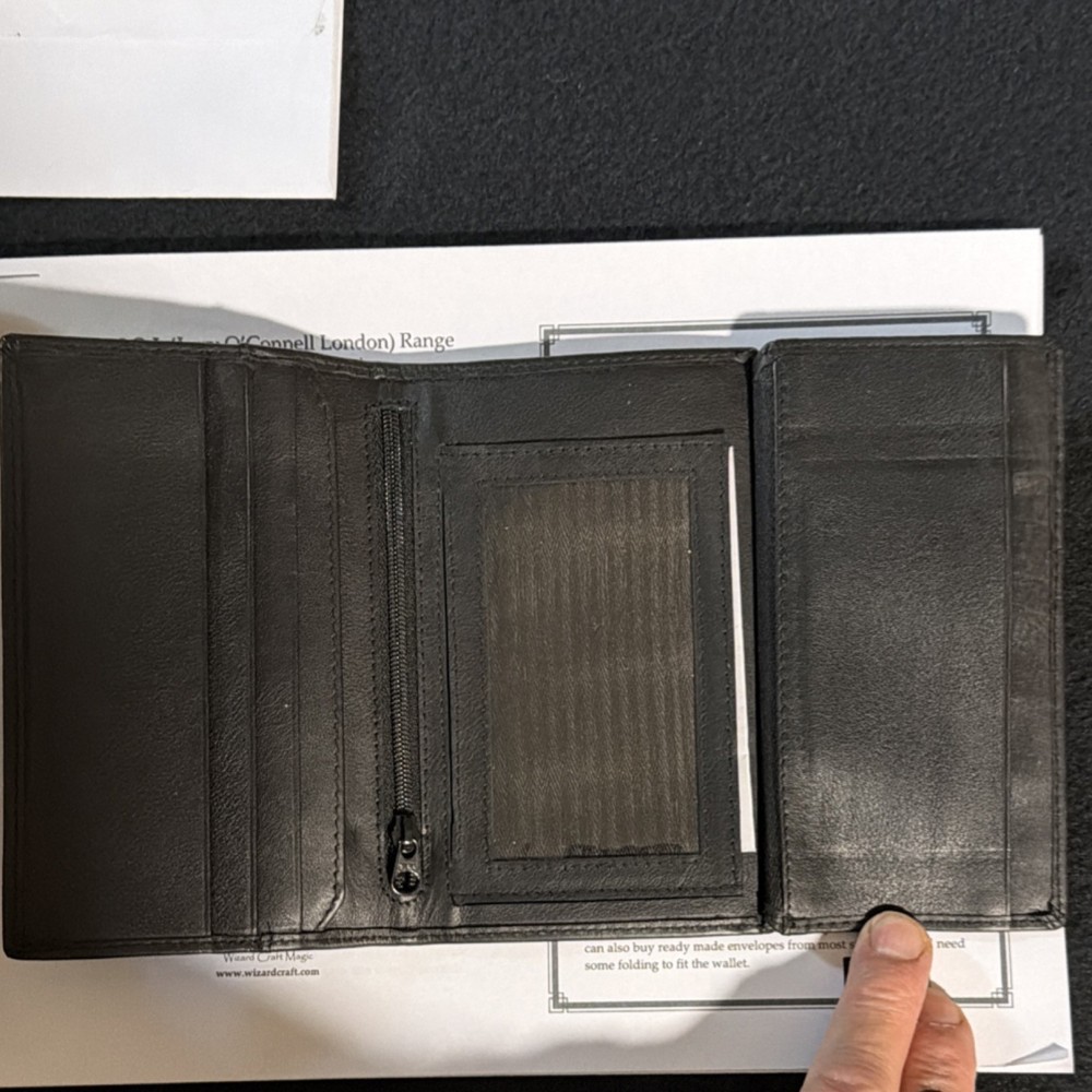 Jerry O'Connell The Plus Wallet Small Magic Trick with Envelope Templates