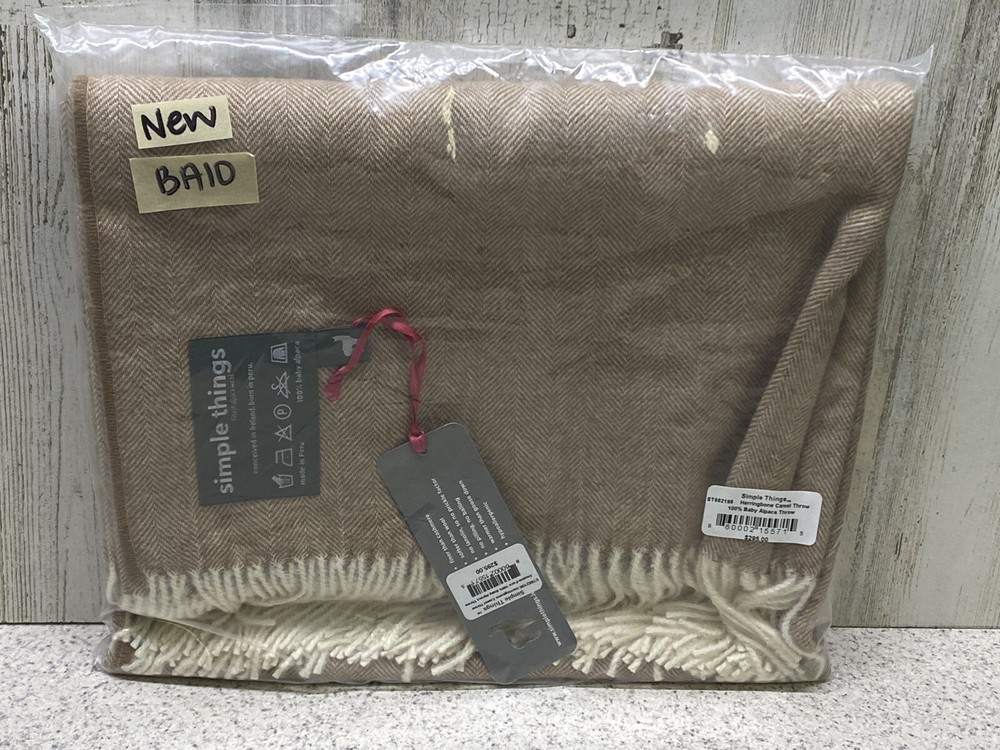 Simple Thing Double Face Baby Alpaca Throw Herringbone Camel