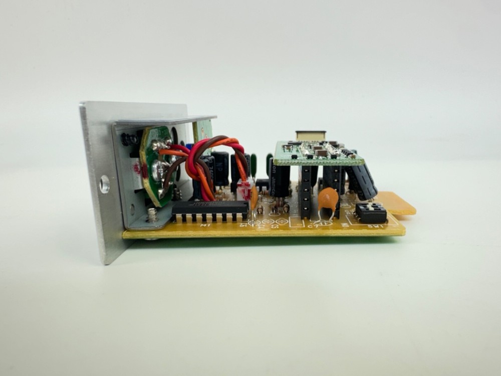 TOA S-04S T Switch Selectable Tone Generator