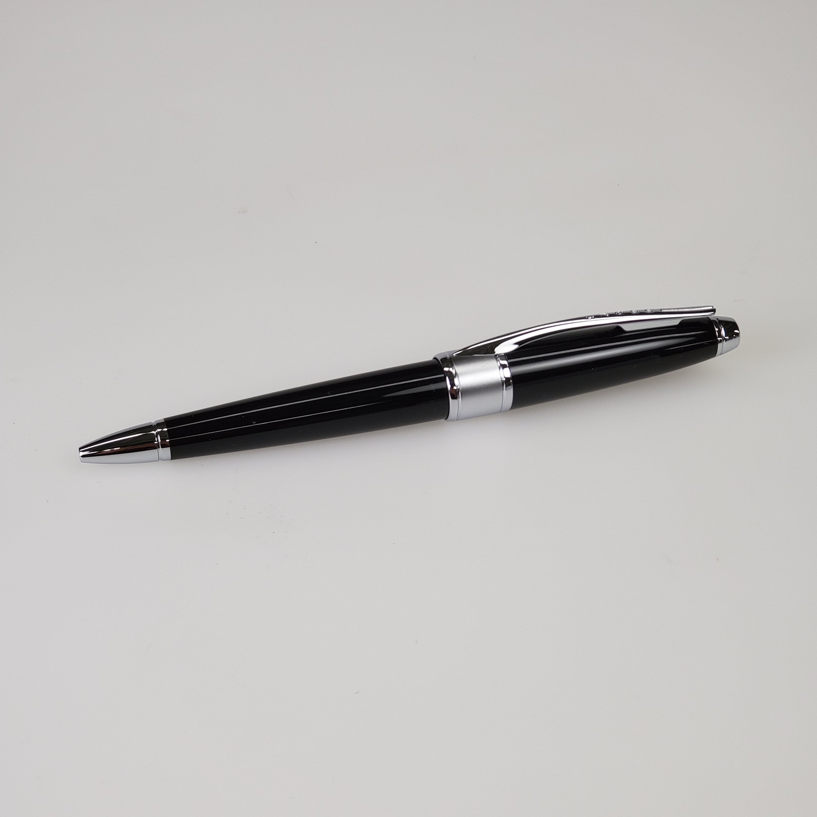 Cross Apogee Black Lacquer Ballpoint Pen (AT0122-02)
