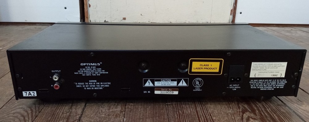 Optimus CD-1660 CD Player, Powers On, *PLEASE READ*
