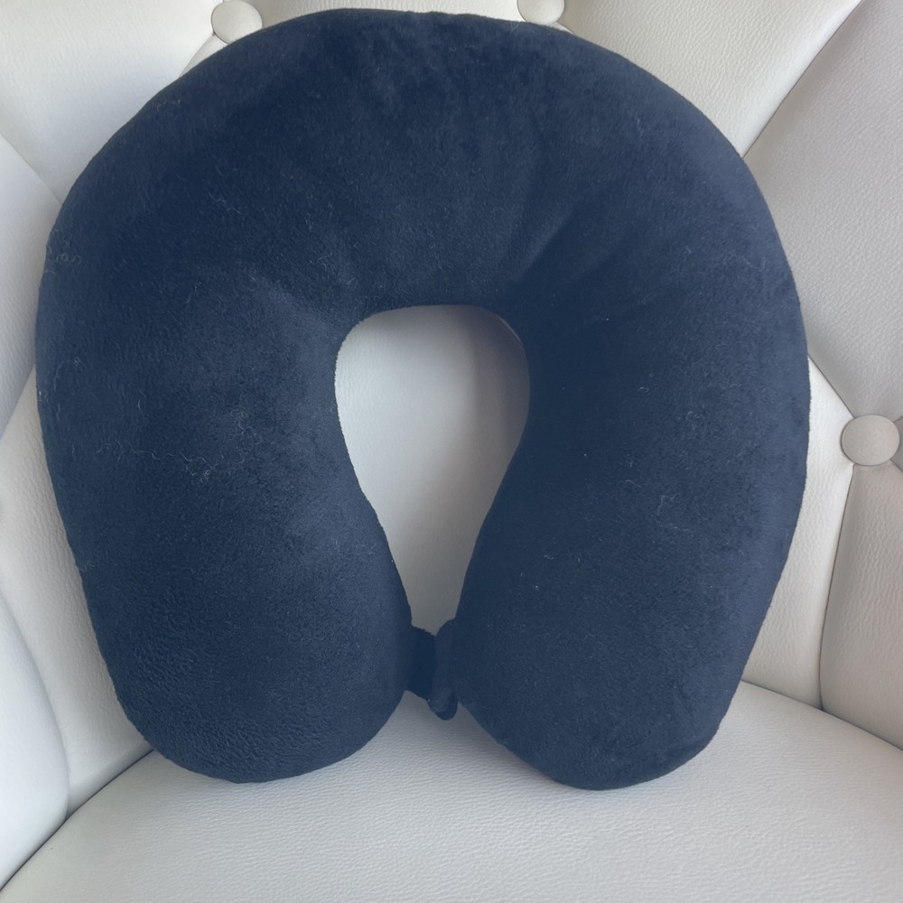 Wolf Essentials, Black, Travel Pillow
