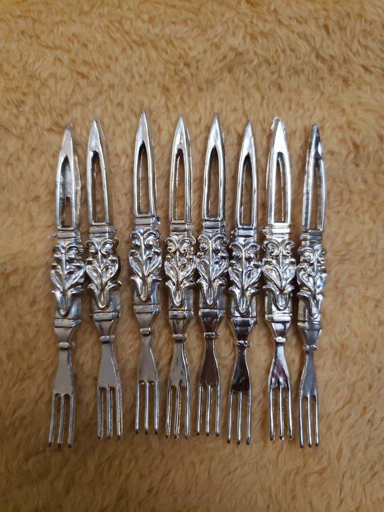 Tiny Snack Picks Set (8) Silver Plastic 3.5" MCM