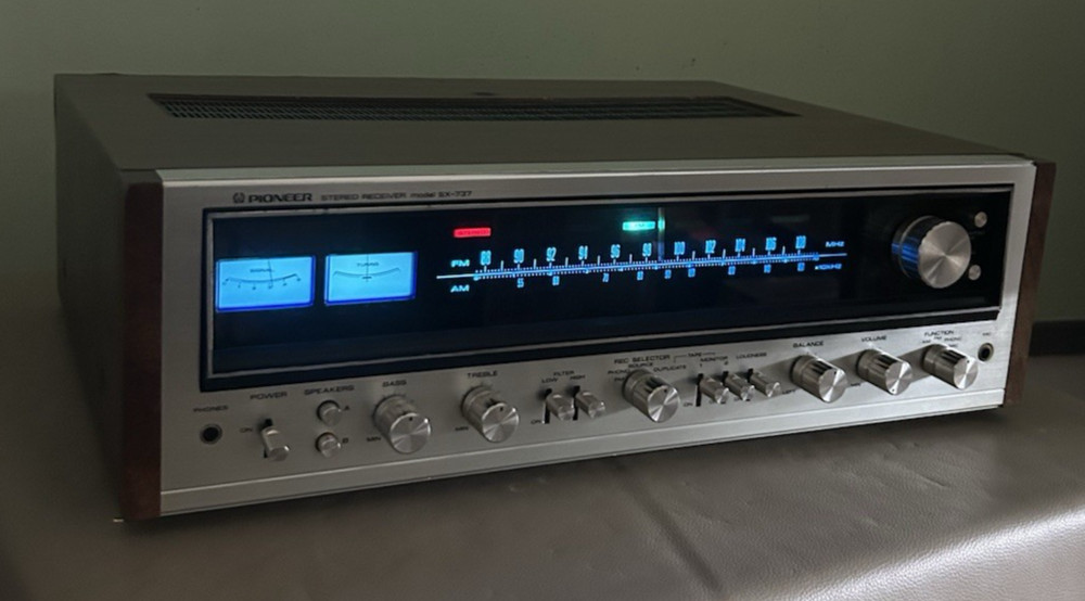 PIONEER SX 737 STEREO RECEIVER
