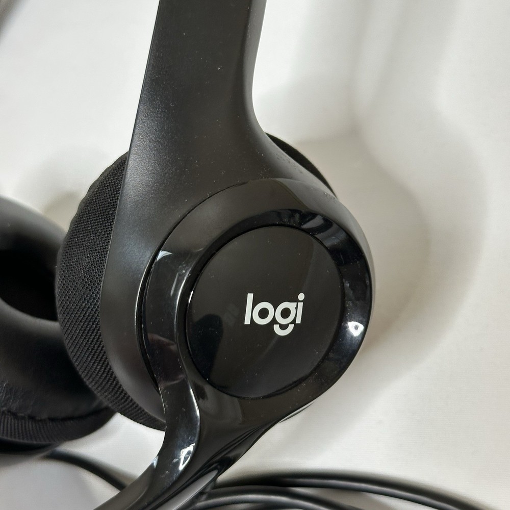 Logitech H390 Logi Usb Headset wired USB-A connection volume mute controls