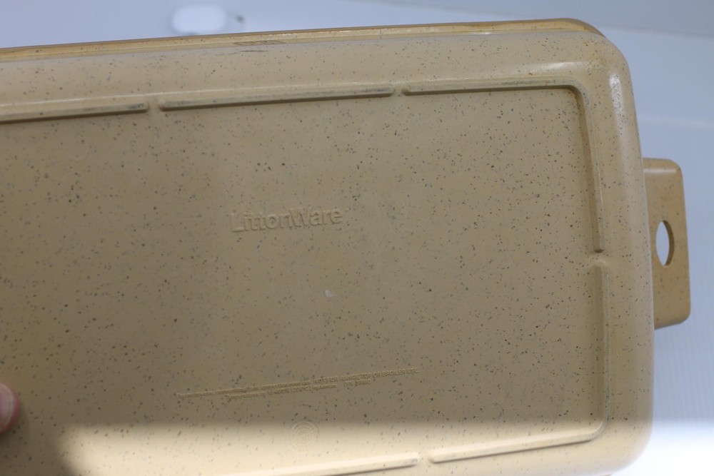 LITTONWARE MICROWAVE OVENWARE ROASTER PAN CASSEROLE WITH LID #38810 EUC