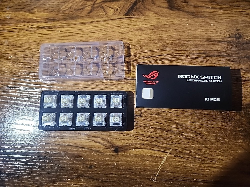 ASUS ROG NX Snow Mechanical Switches (10 pcs)