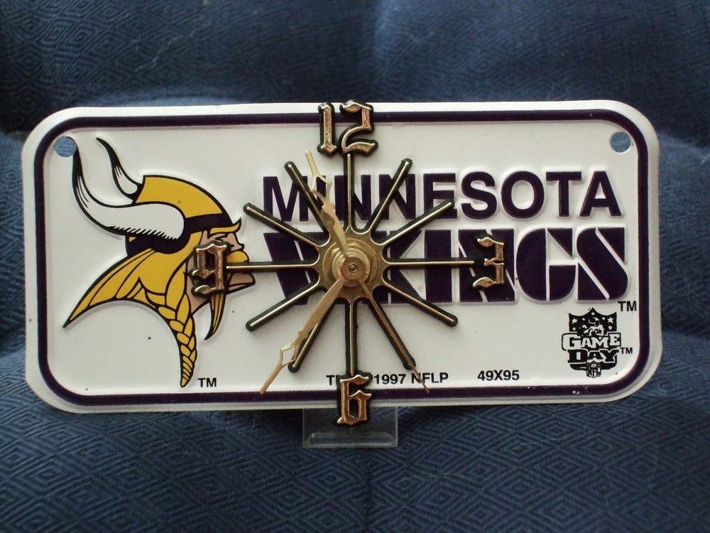 Minnesota Vikings Small Desk Clock