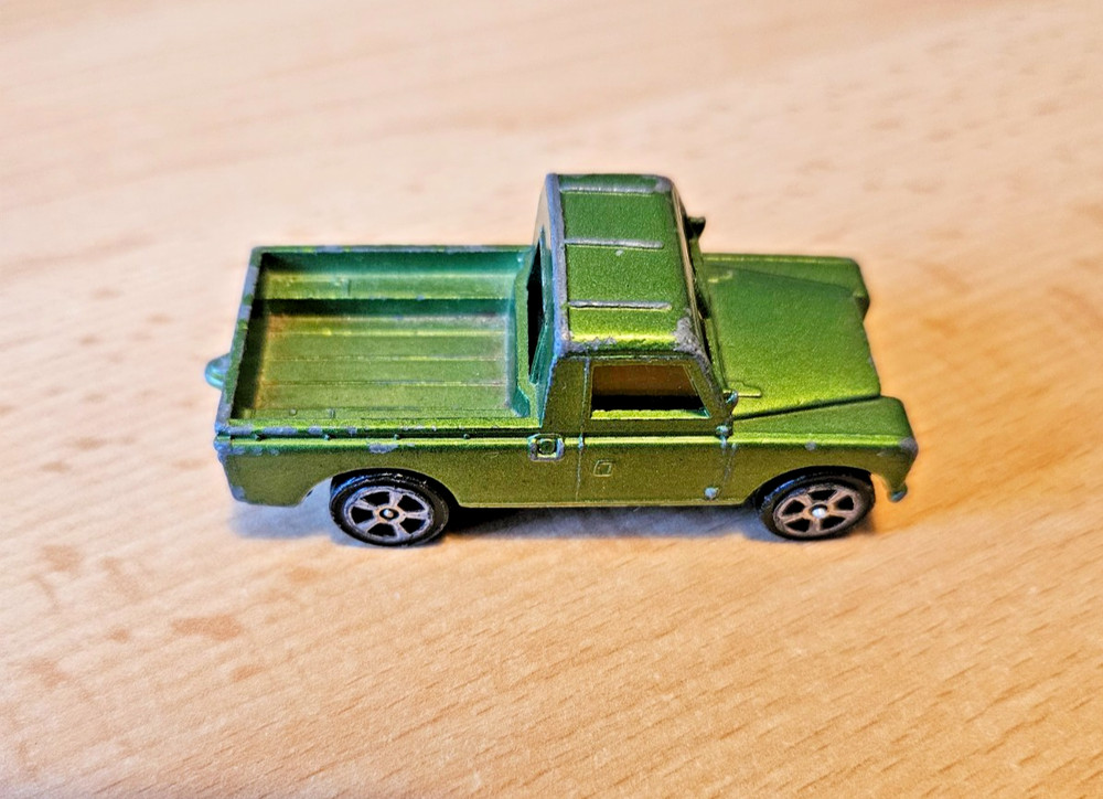 Land Rover Corgi Juniors whizzwheels