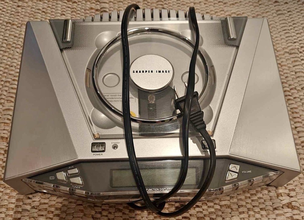 Sharper Image Metro One GM401 Stereo CD Player Silver AUX Input UNTESTED