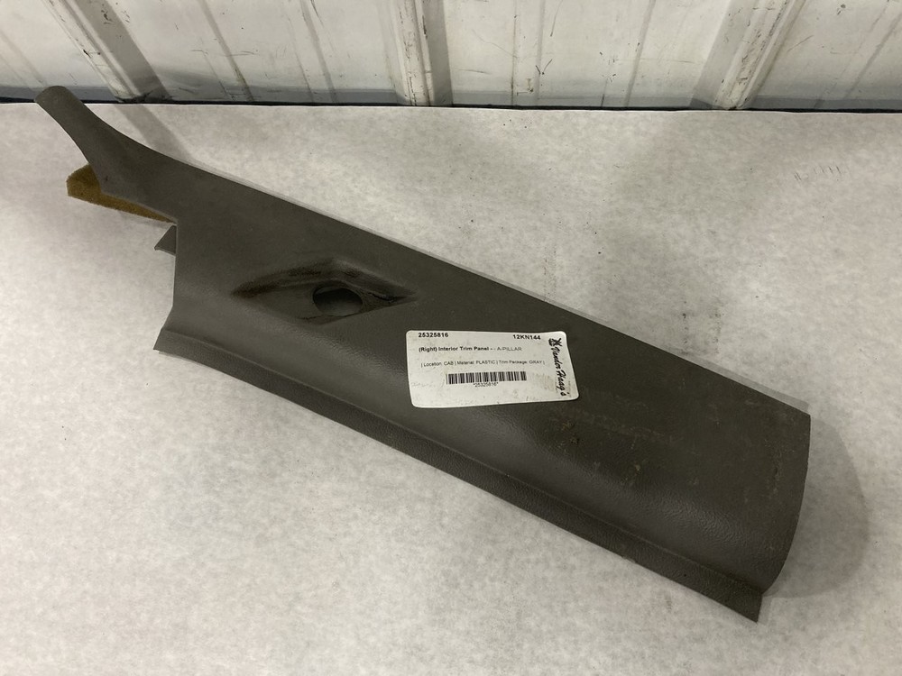 Kenworth T700 PLASTIC Right/Passenger A PILLER Trim/Panel
