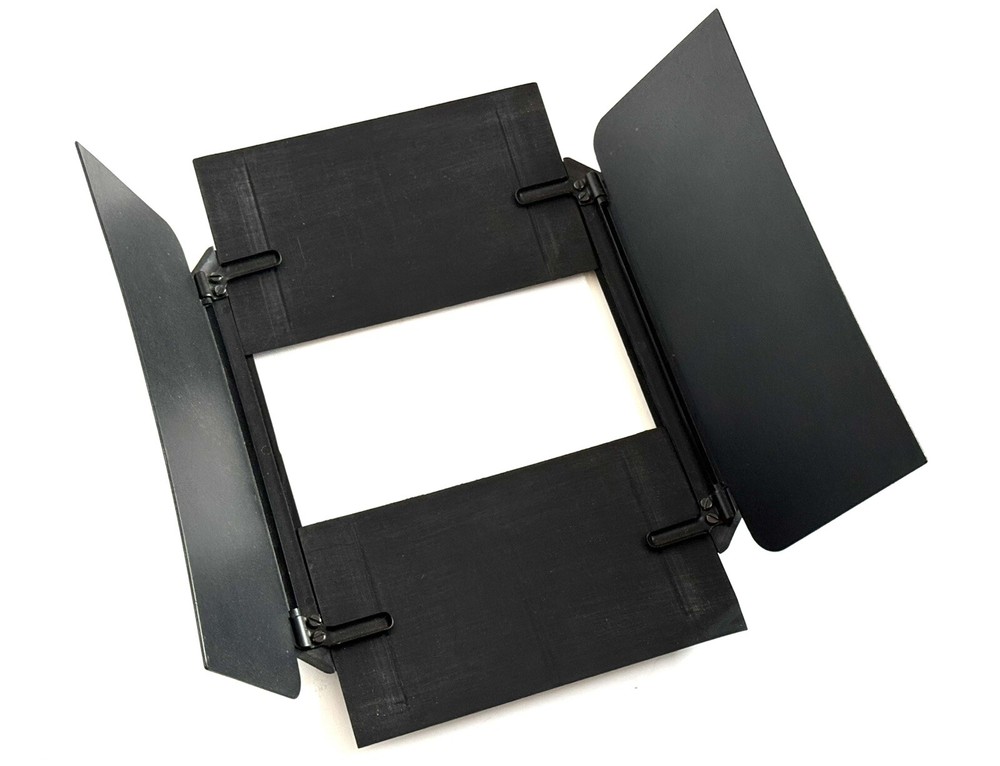 Sinar Bellows Mask 1