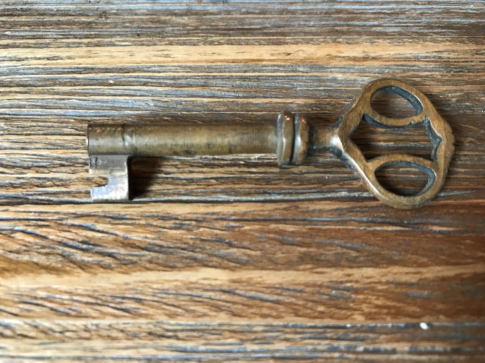 Vintage Solid Brass Hollow Barrel Skeleton Key