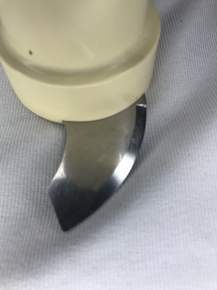 Cuisinart FP-16mdb Large Chopping Blade Elite Food Processor Replacement Part