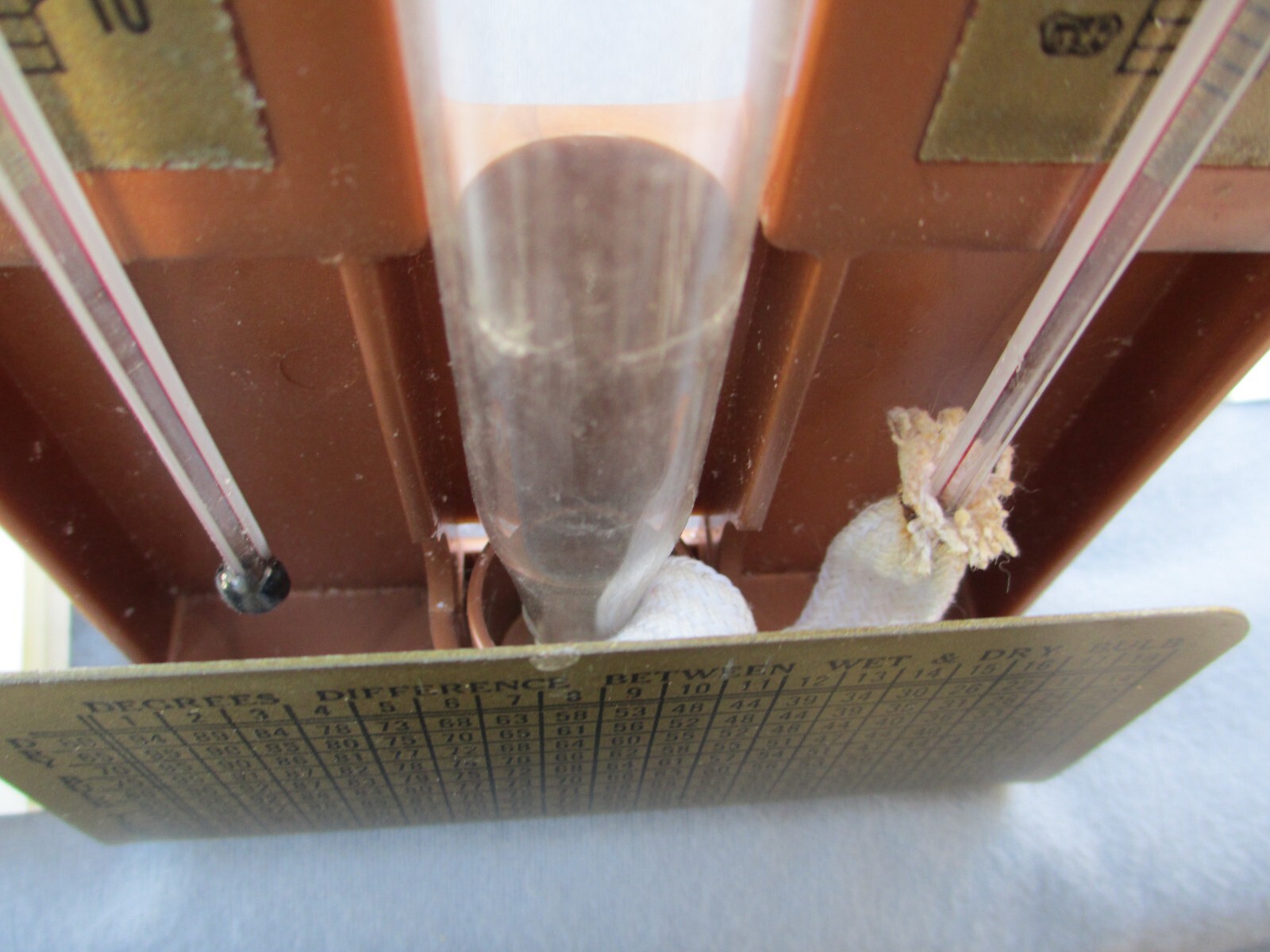 VTG HYGROMETER FOR HUMIDITY IN THE HOME GREAT COND EARLY 1960S APPEARS UNUSED