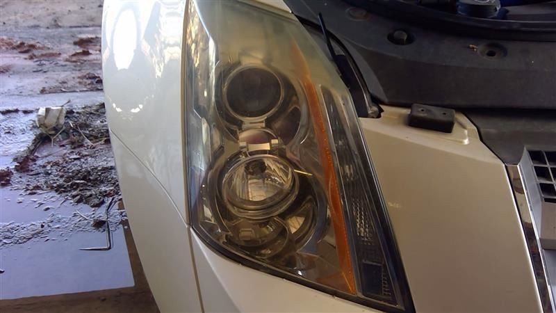 CTS 2011 Fuse Box Cabin 6470