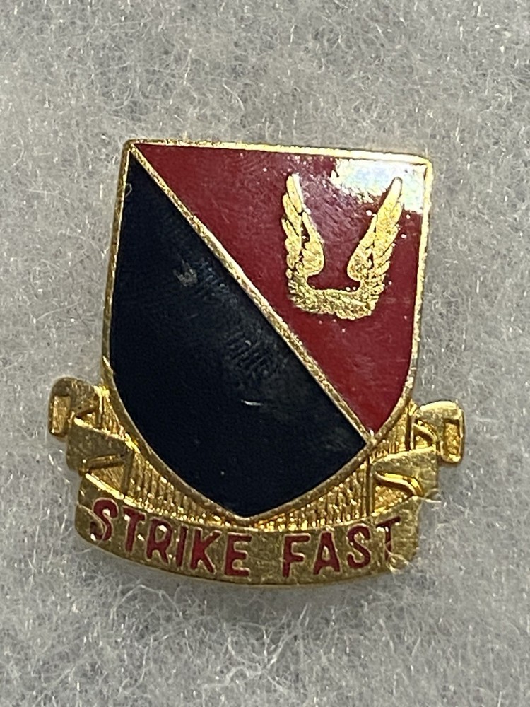 608th CA Military “Strike Fast” Crest Insignia DUI DI Pin