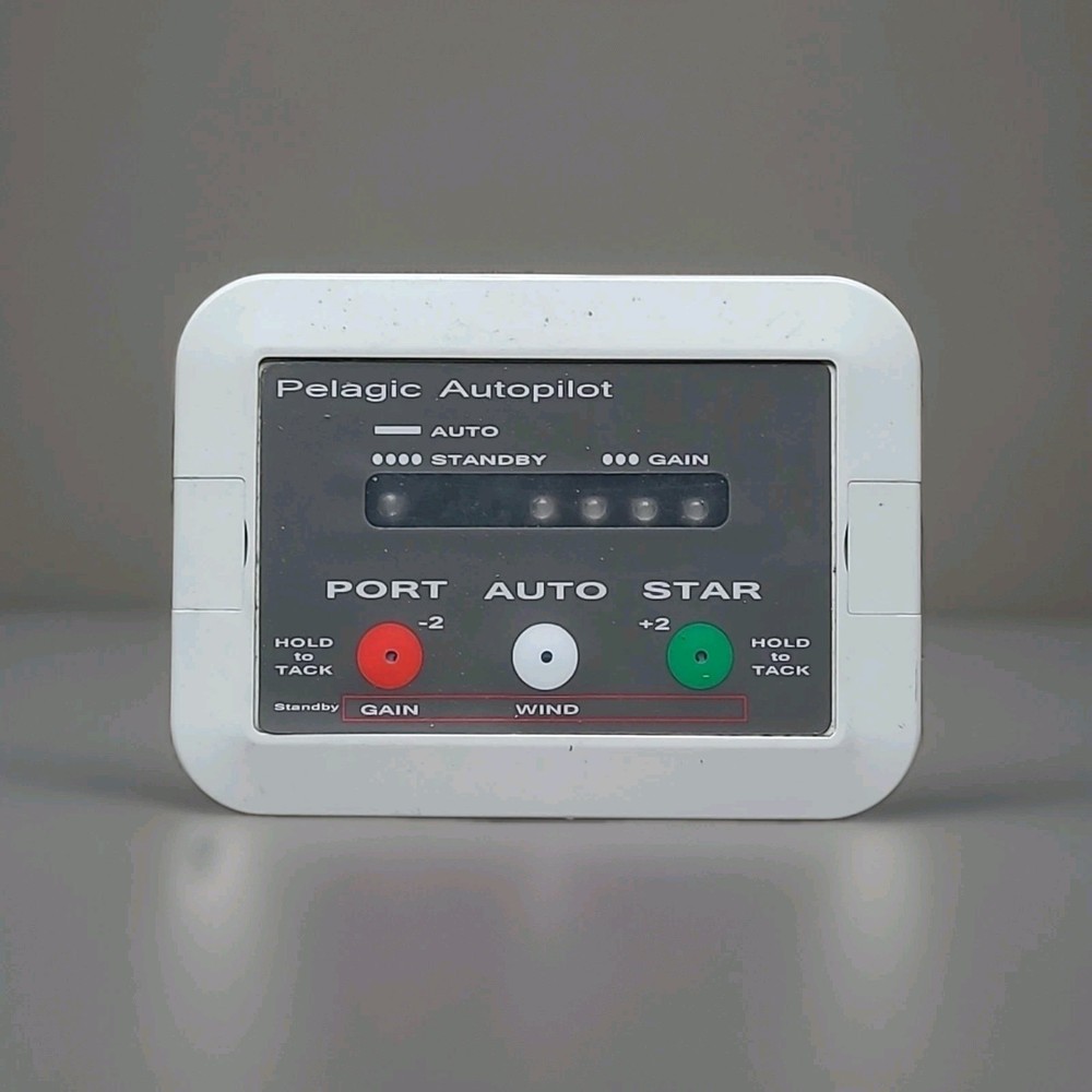 Pelagic Autopilot Control Head / Computer used, excellent working condition.