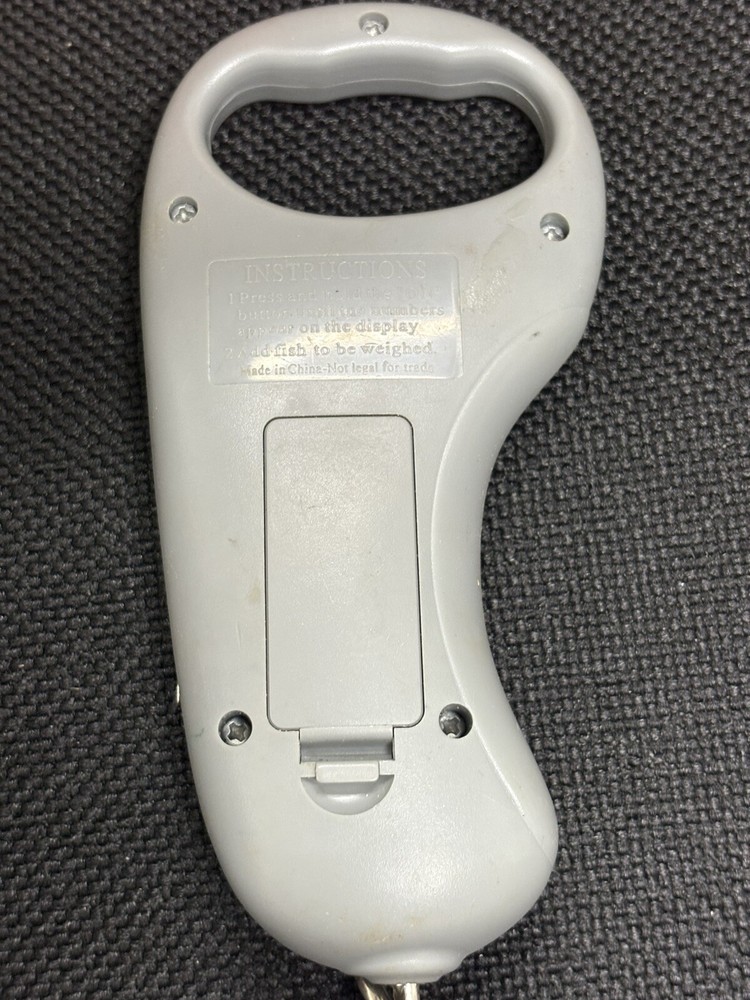 REELSONAR DIGITAL FISH SCALE AND GRIPPERS - WORKS