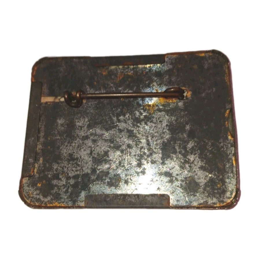 Vintage West Virginia Resident Hunting & Fishing License ( Pin Back )