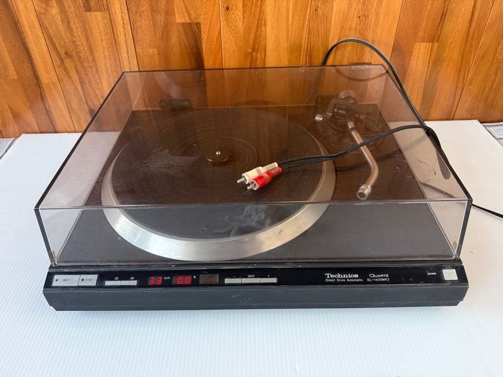 Junk Technics SL-1400MK2 Direct Drive Automatic Turntable Record Player