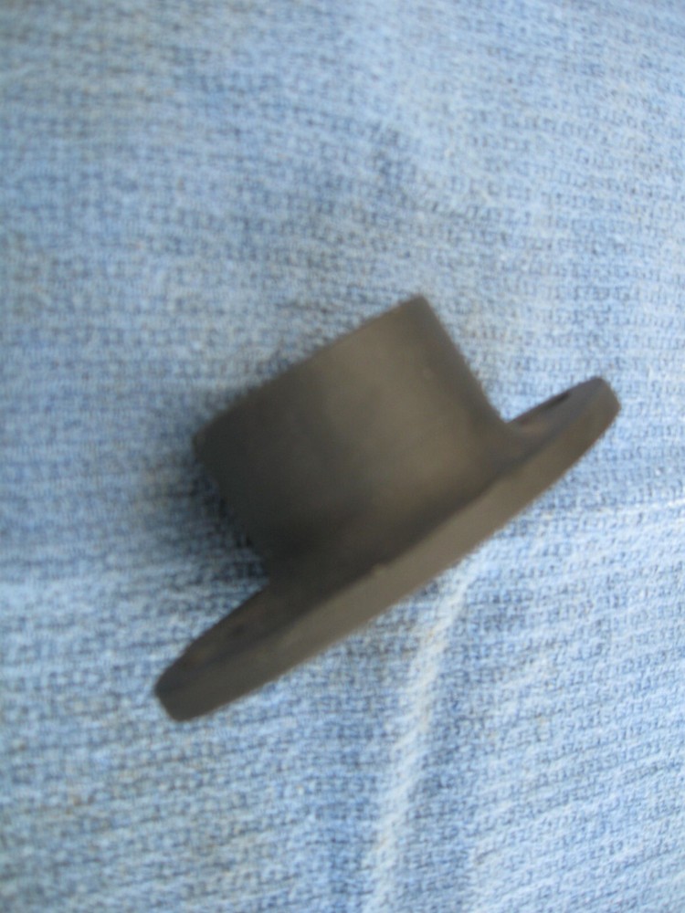 MAYTAG MODEL 82, 92 & 72 MUFFLER FLANGE 3/4" PIPE THREADS