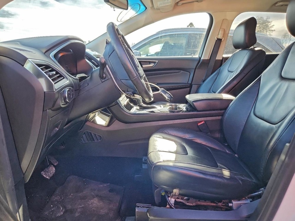 EDGE 2015 Glove Box 4949196