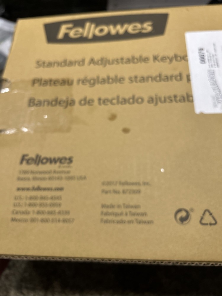 FELLOWES STANDARD ADJUSTABLE KEYBOARD TRAY 93841