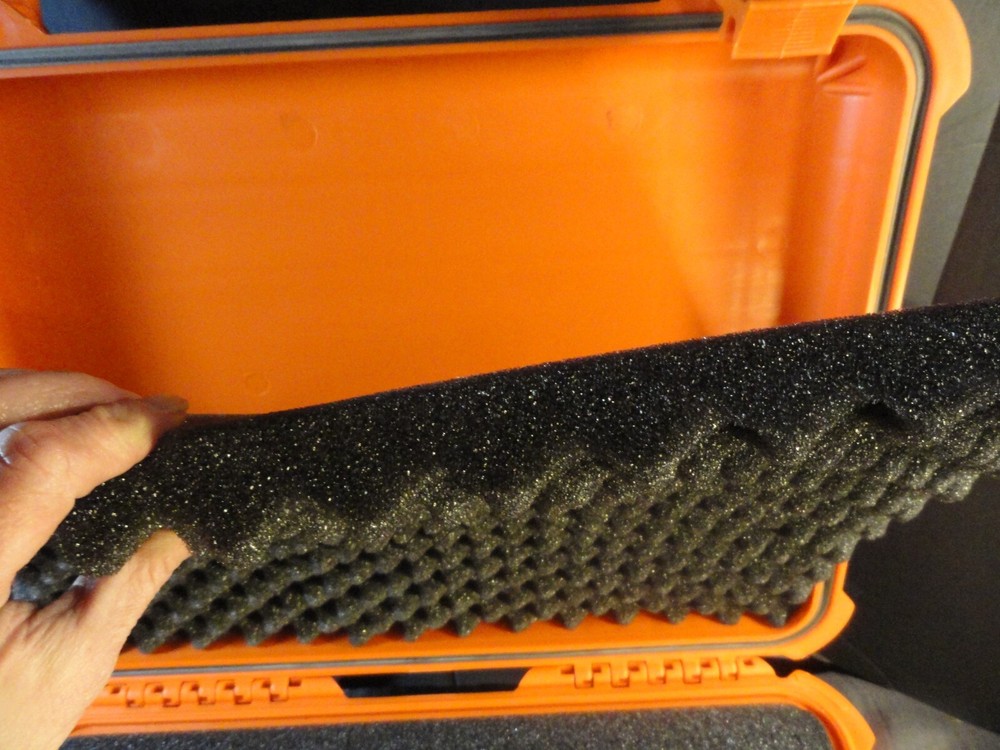 APACHE 4800 WEATHERPROOF PROTECTIVE HARD CASE CAMERA WEAPON ORANGE 19x13x7