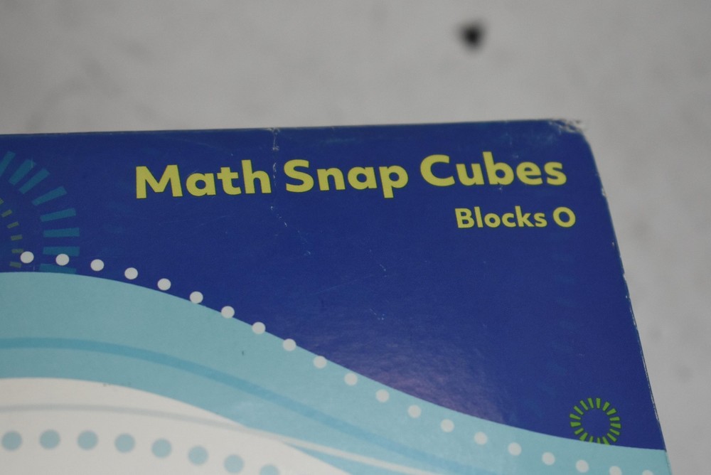 K12 Math Snap Cubes Blocks O Educational Linking Manipulatives Red Green Box
