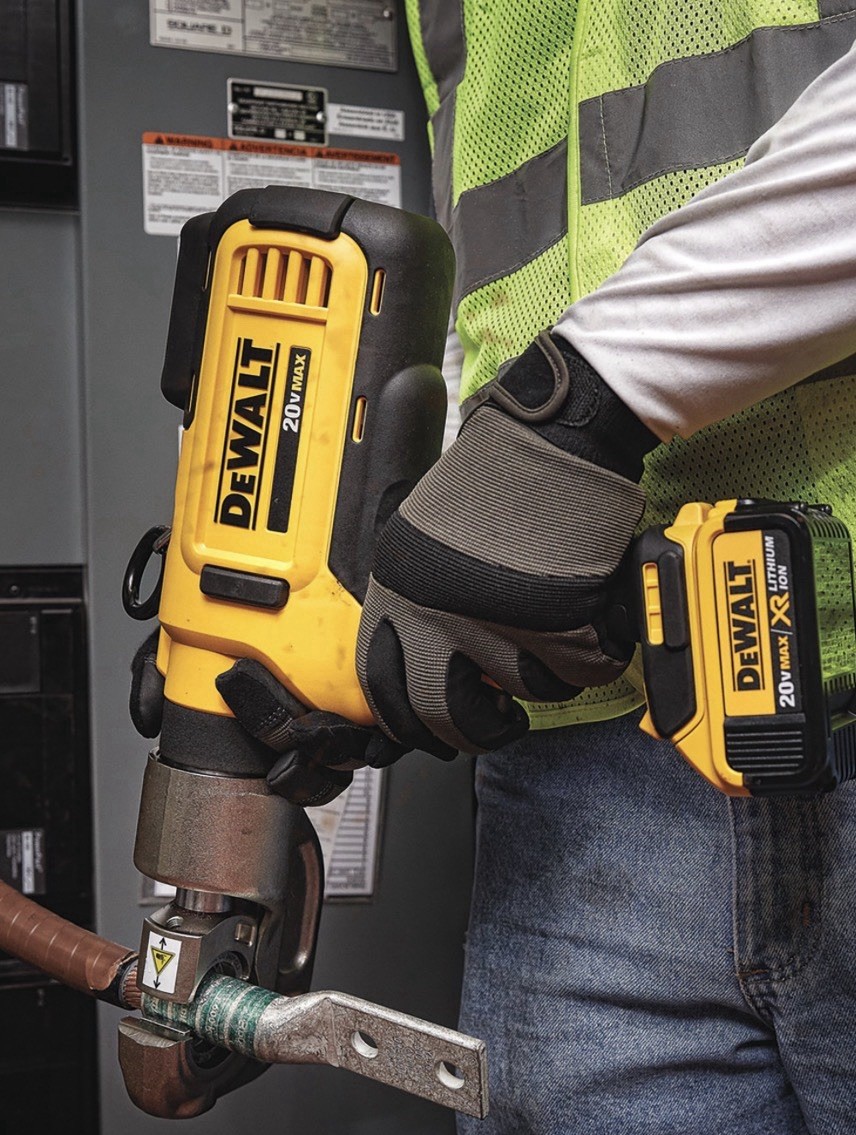 DEWALT 20V MAX Crimping Tool Kit for Copper with Battery, Charger, Case, Strap