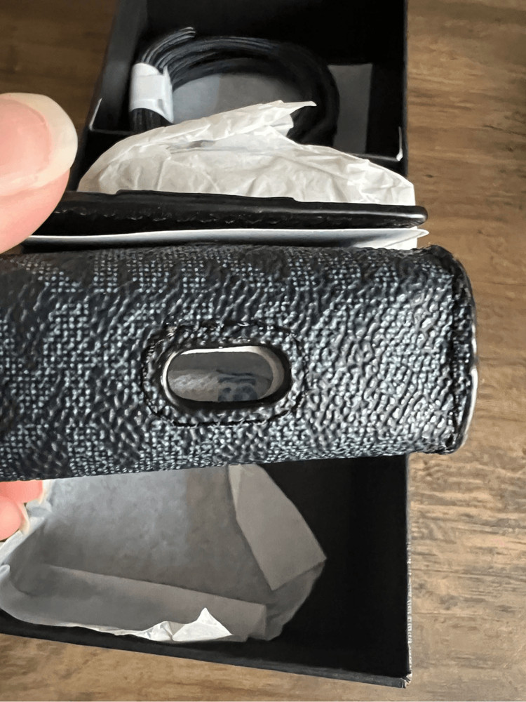 Mk air pods case