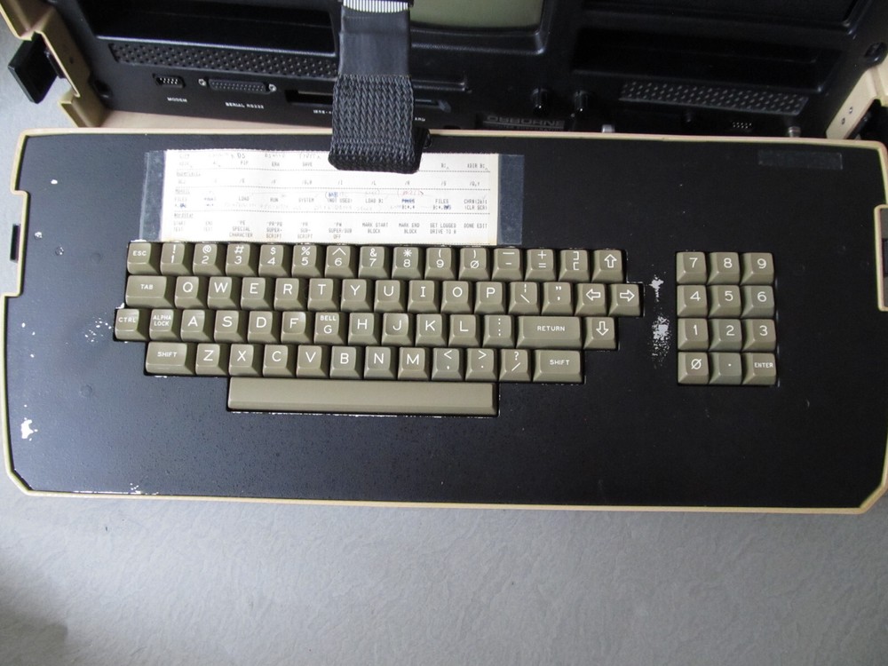 Vintage Osborne Computer 1 #A 08673 + Double Density Chip ***Pls Read