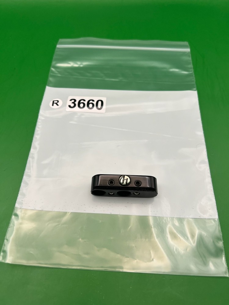 Black Hybrid Rail