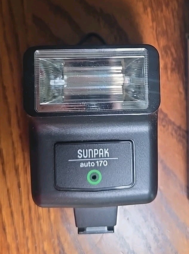 Sunpak Auto 170 Flash Untested