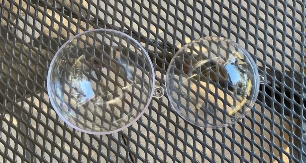 Ornaments .. Clear/Plastic/Christmas/Fillable