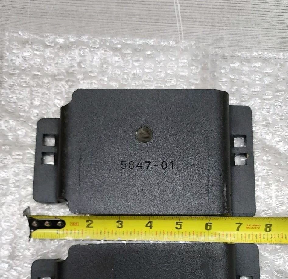 Q-2 Firestone 2706 Lower Brackets PART #5847-01