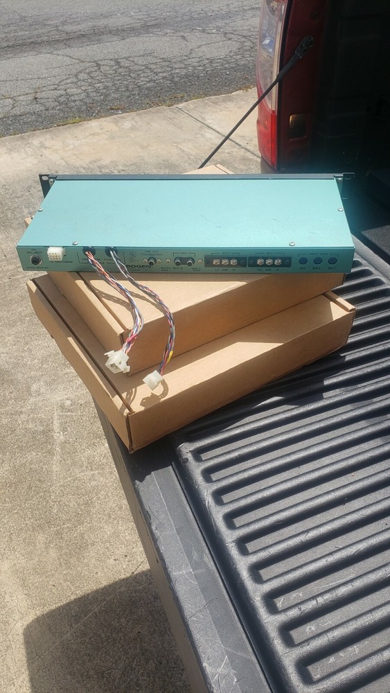 Bogen MCP B ntercom Control Unit With Rack Mount Whs3