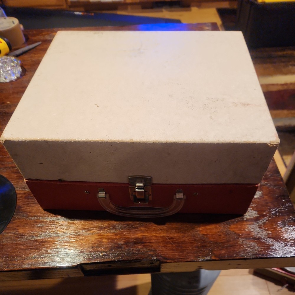 Vintage Spear-Tone by Lionel Phonograph