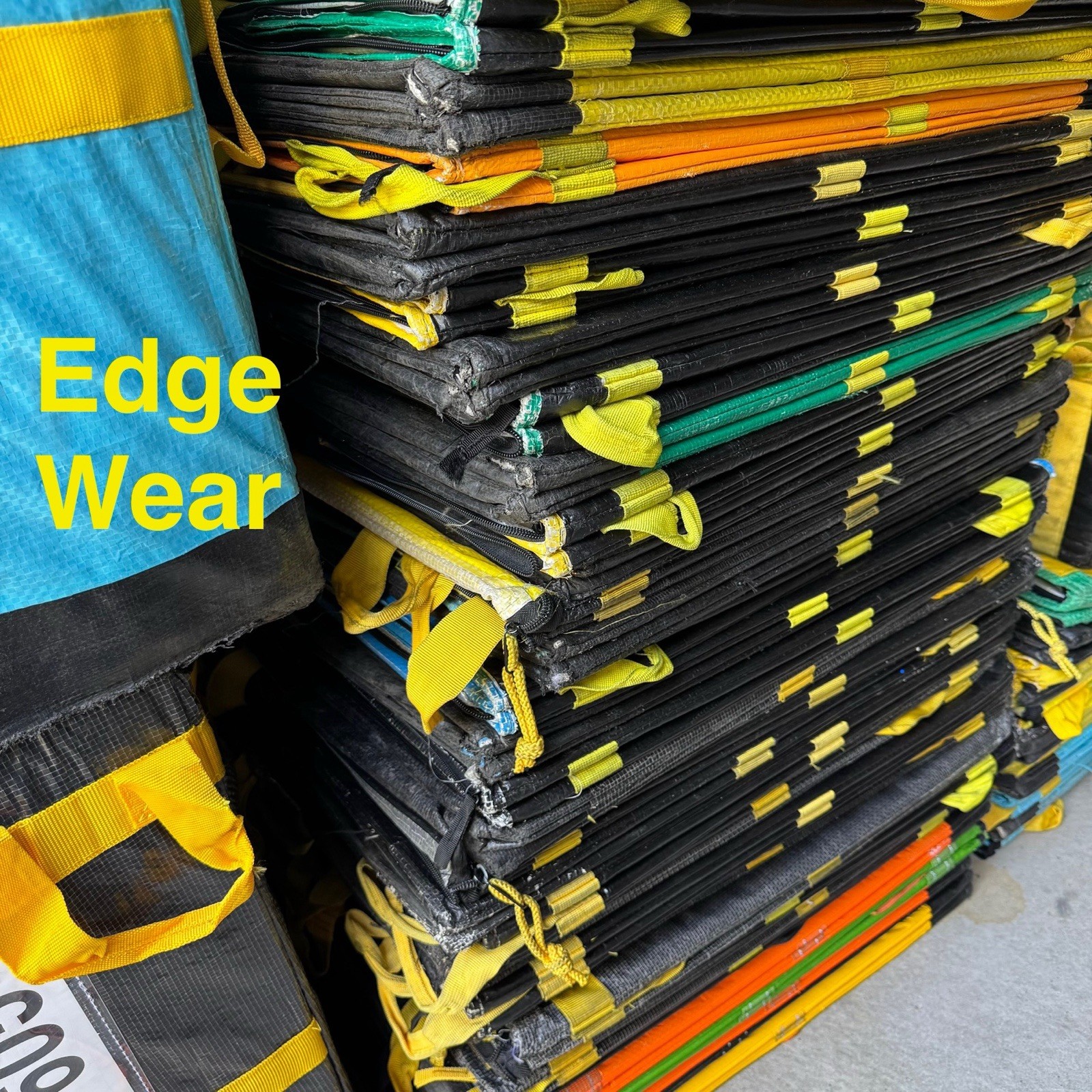 1 AMAZON COURIER DELIVERY STORAGE TOTE BAG 28x23x20 MIX COLORS *B GRADE* BULK