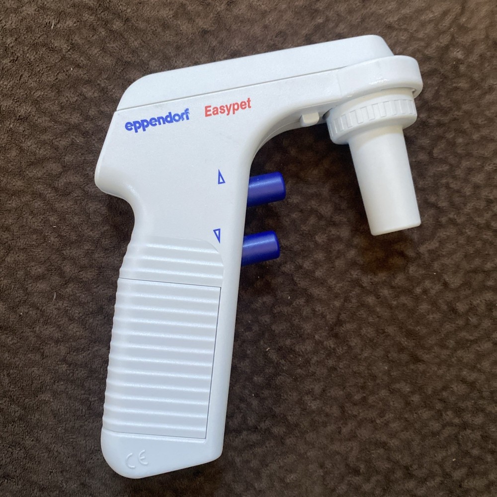 Eppendorf Easypet Electronic Pipette Controller with Charger Tested Working