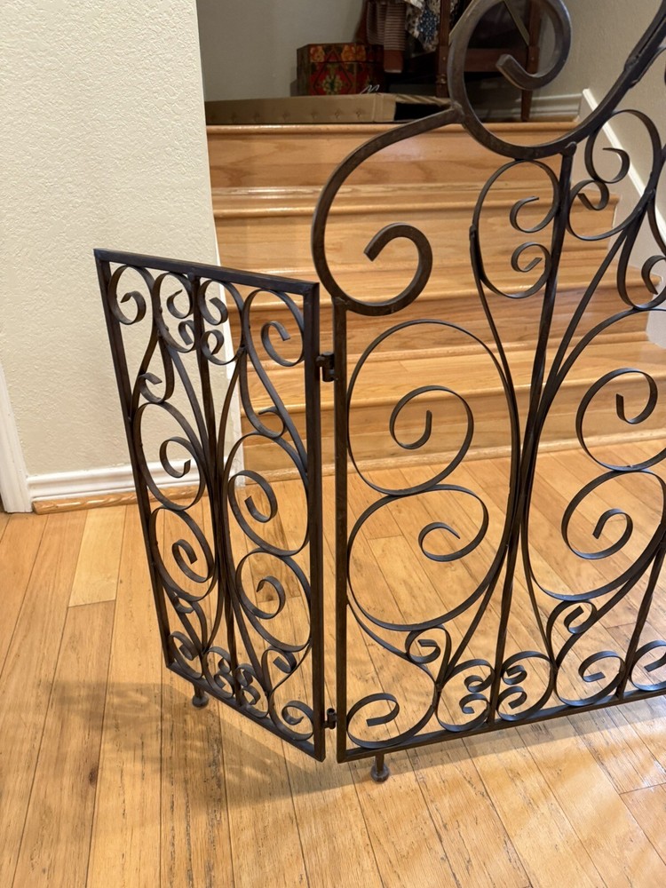 Metal Scroll & Fleur-de-lis Fireplace 3 Panel Screen- Local Dallas Pickup Only