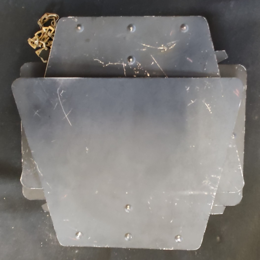 Mole Richardson Barn Doors Light Shield, Mini. With A Chain 407