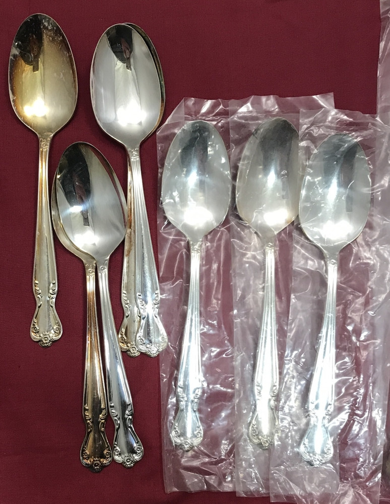 32 Pc DAYBREAK aka ELEGANT LADY Silverplated FLATWARE Rogers & Bro Mostly NOS!
