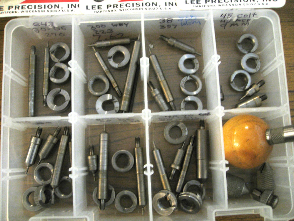 26+ Lee - Case length gauge and shell holders